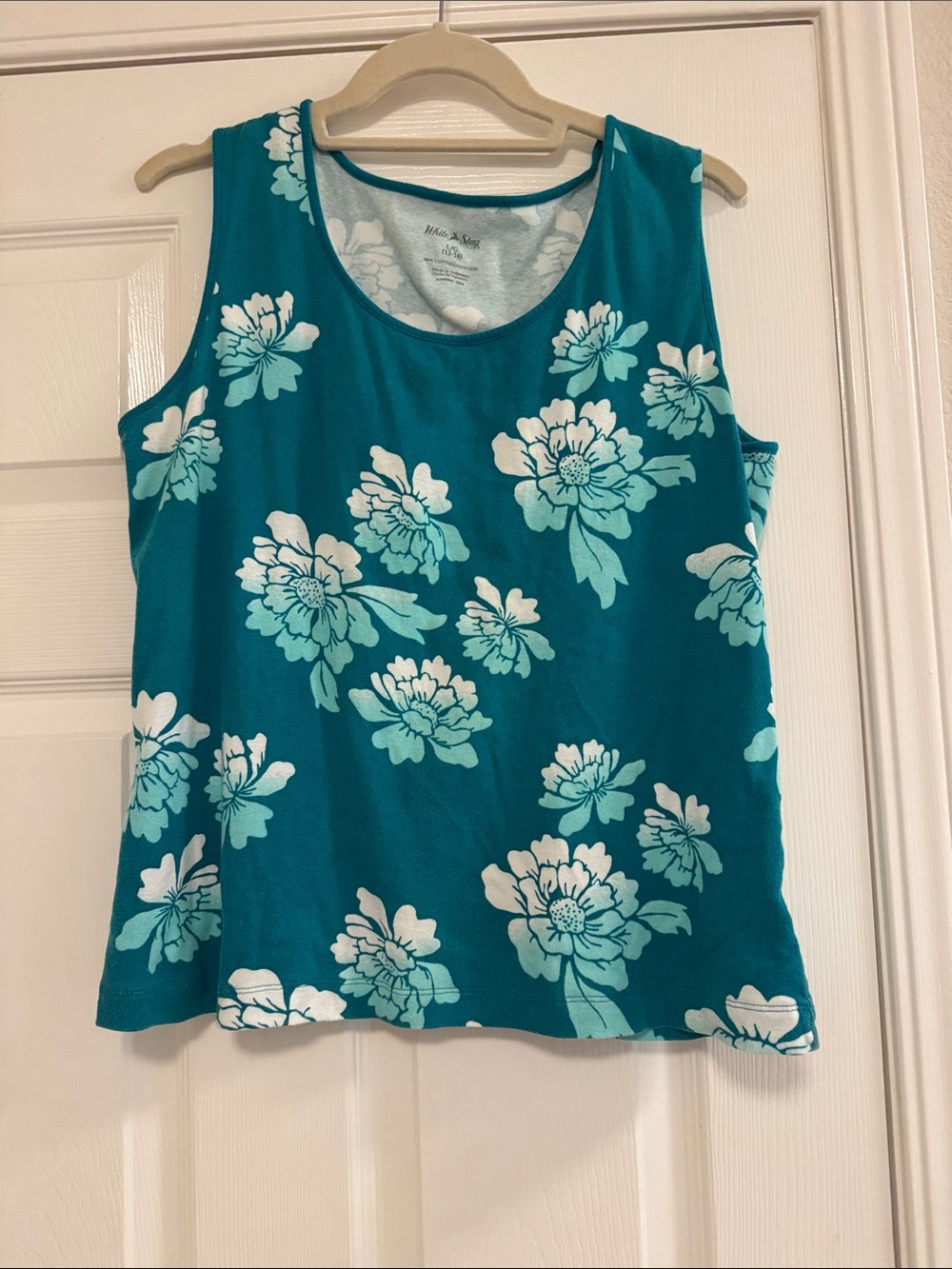 White Stag Women’s Teal Floral Tank Top Large (12-14)